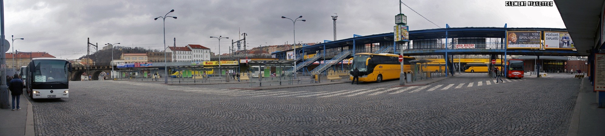 2010-03-prague-transports-gare-de-bus.jpg